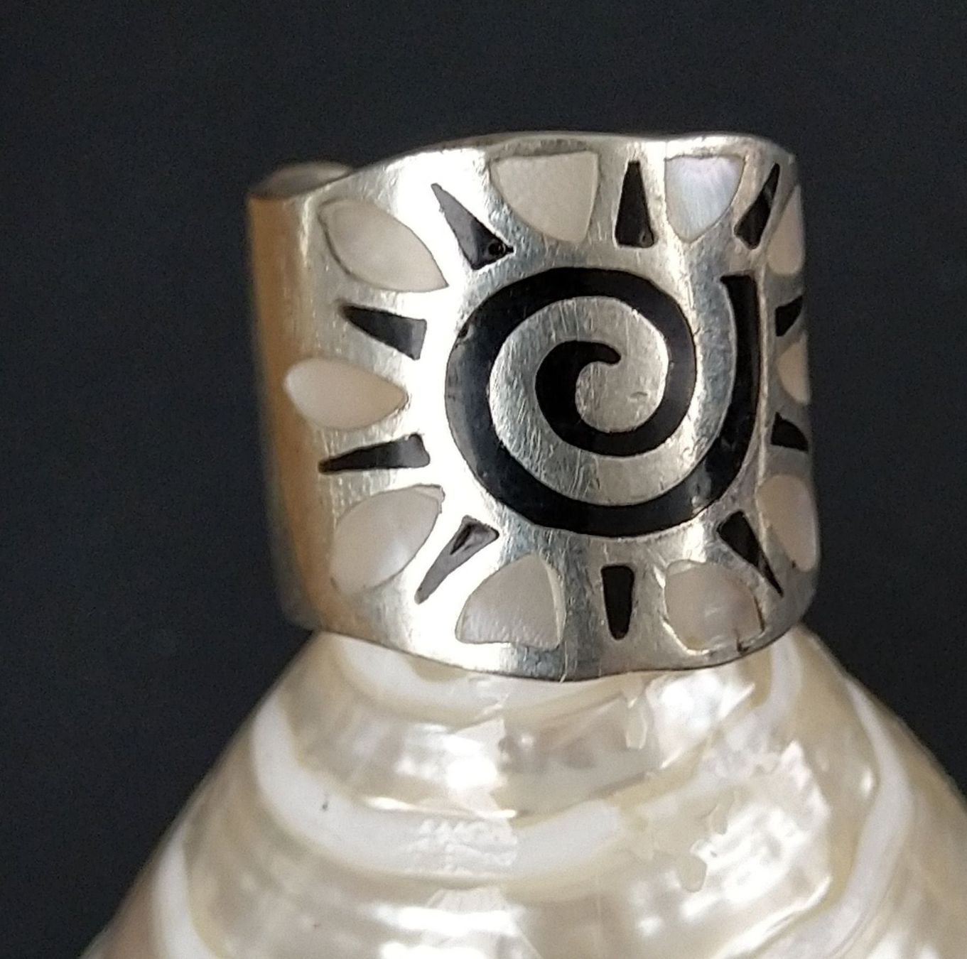 Ringe: RING MIT SPIRALE SONNE IN 925 SILBER – Gebraucht aus Romanshorn von BoutiqueA 1