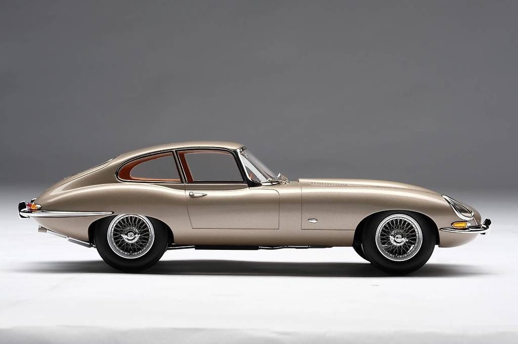 Voitures modèles: JAGUAR E-TYPE COUPE - AMALGAM Collection 1:18 – Neuf avec emballage d'origine à Dietikon par Zueriring 1
