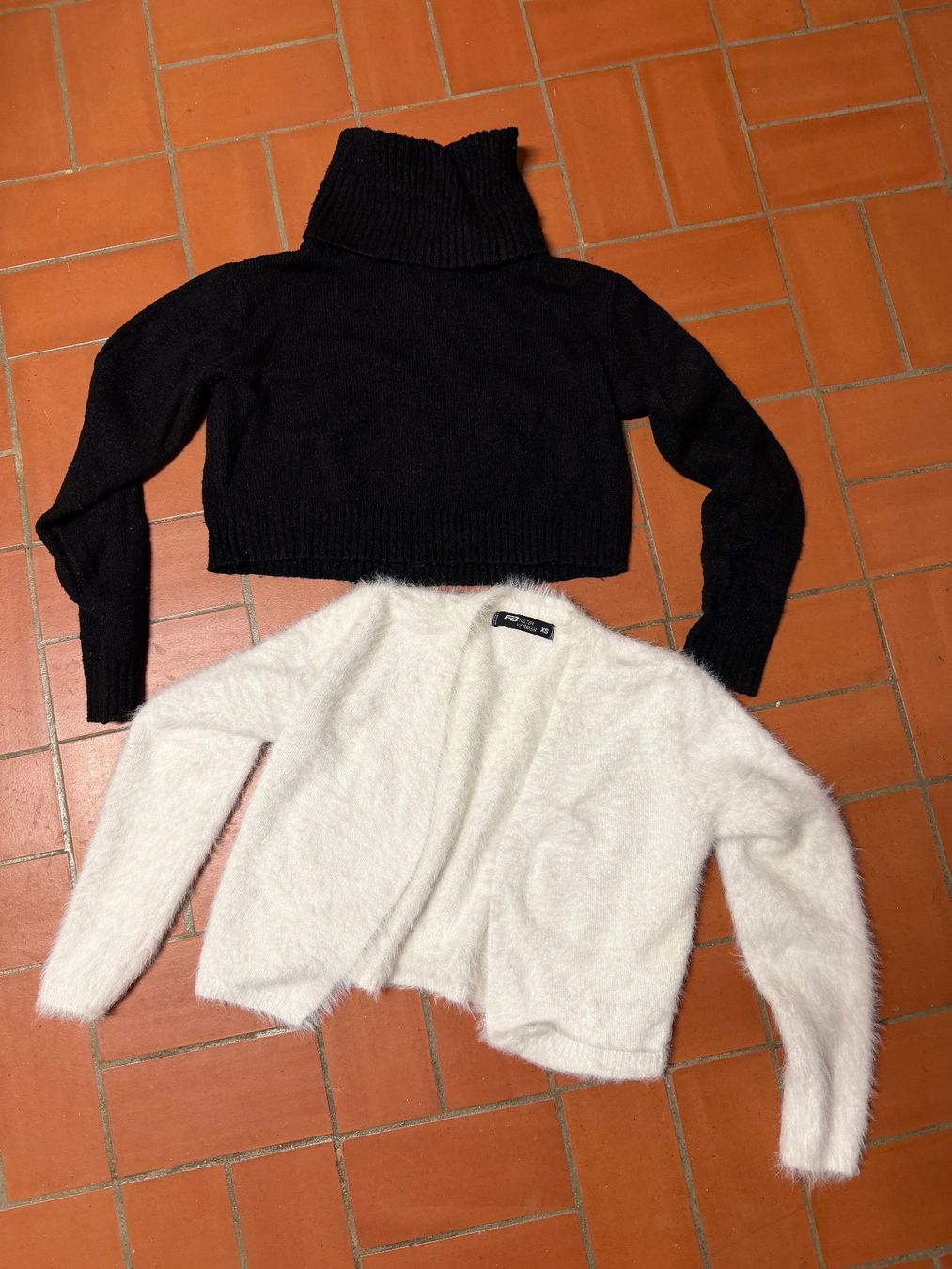 Pulls & Sweat-shirts: Pullover – D'occasion à Hospental par bal_bwr5