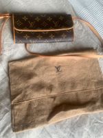 Louis Vuitton pochette NEUVE et authentique