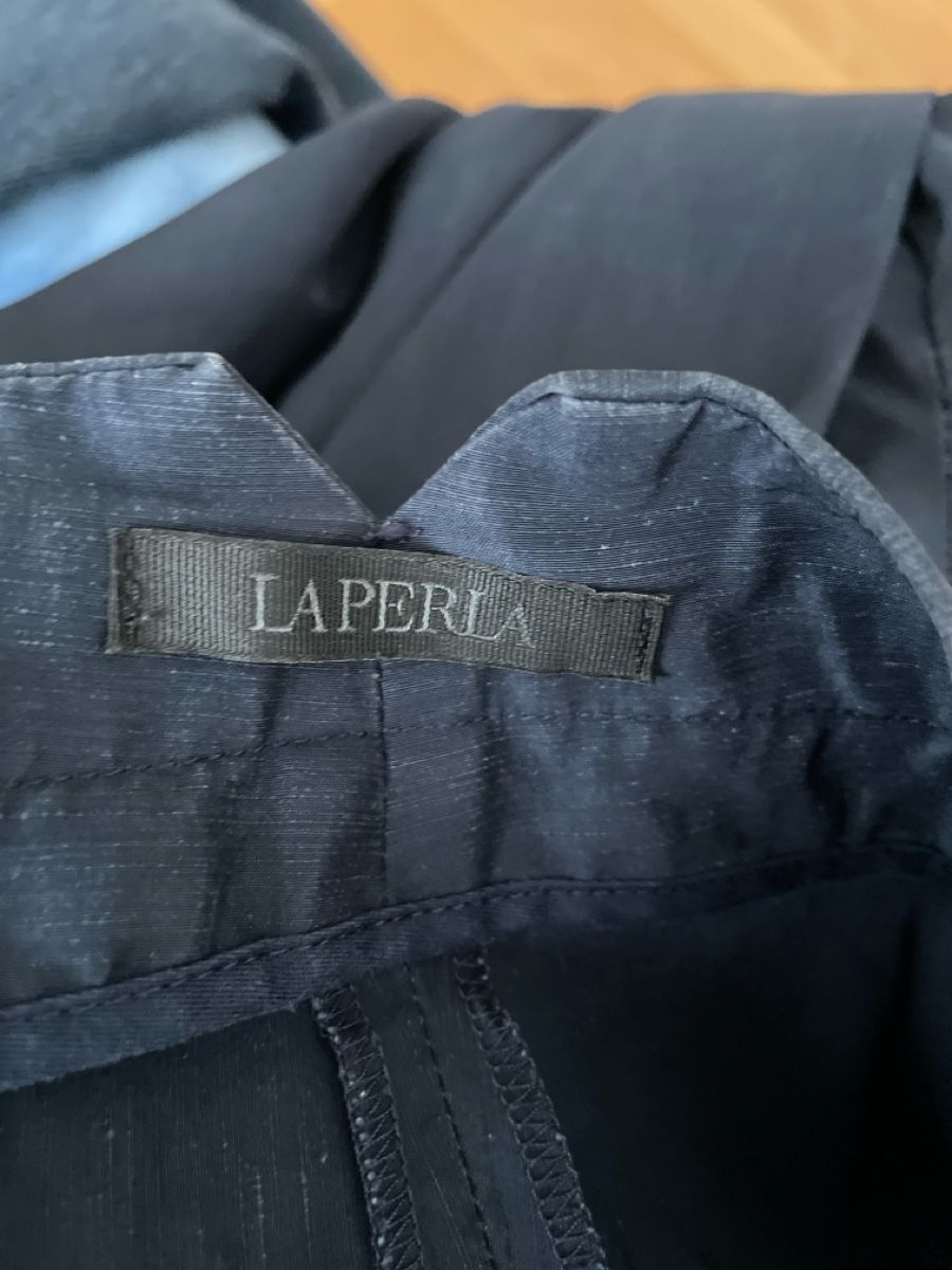 Pantaloni: Pantaloncini blu scuro La Perla L – Usato da Bellinzona venduto da remarema 4