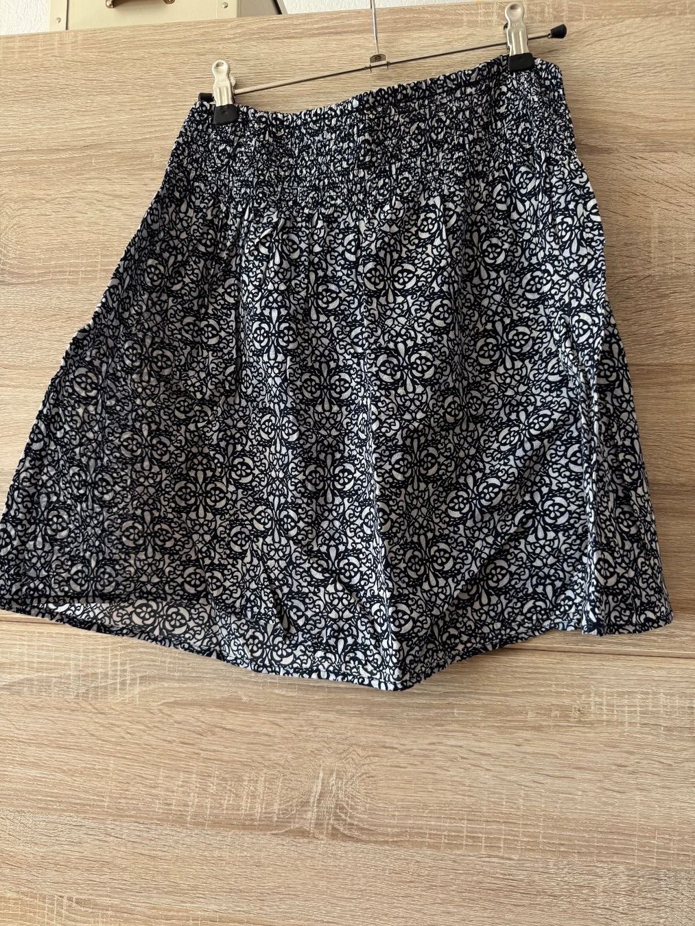 Gonne: Jupe bleue volante motif – Usato da Montreux venduto da iza_peche8 1