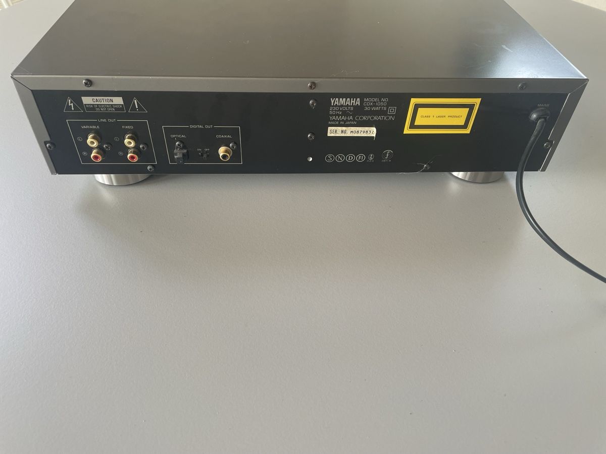 Yamaha Audio- & Mediensysteme: YAMAHA CDX-1050, CD-Player – Gebraucht aus Zürich von haeschesnonid 9