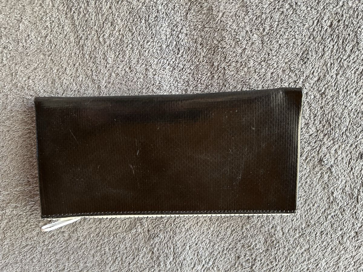 Freitag Altro in  Abbigliamento & Accessori: Freitag Pouch Serena schwarz neu – Nuovo (secondo la descrizione) da Wohlen b. Bern venduto da Honeypie 1