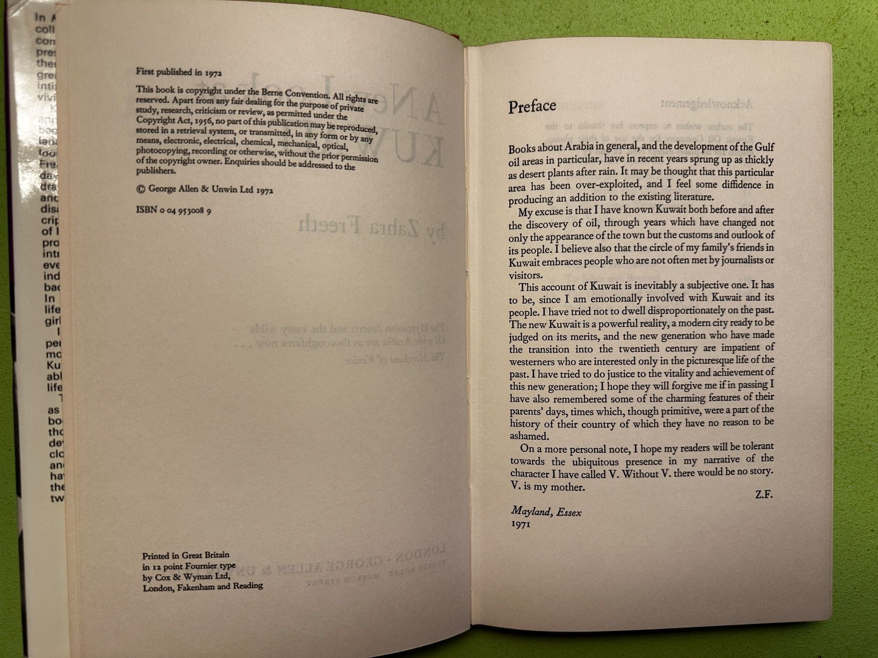 Bücher: Zahra Freeth: A New Look at Kuwait. 1972 – Gebraucht aus Zürich von allp 3