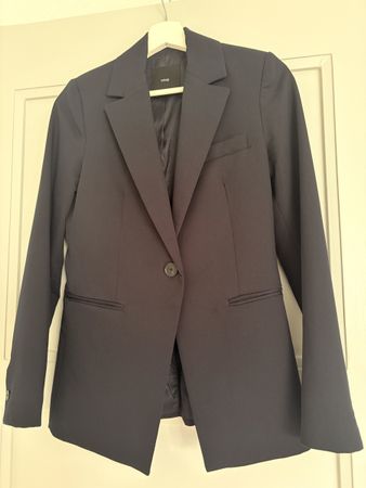 Marineblauer Blazer in Grösse 34 von Mango