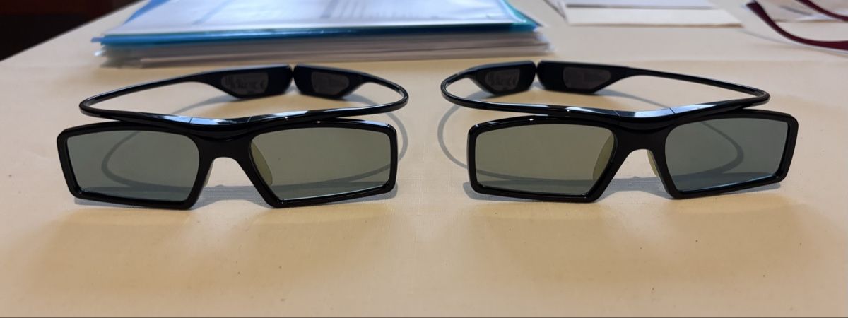Brillen & Gläser: Samsung 3D Brillen 2 Stück – Gebraucht aus Schänis von davisbrck
