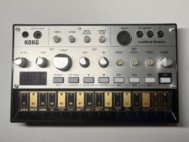 Korg Volca Bass Analogsynth - Sequenzer inkl. Netzteil!