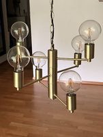Hängelampe mit 6 Glühbirnen