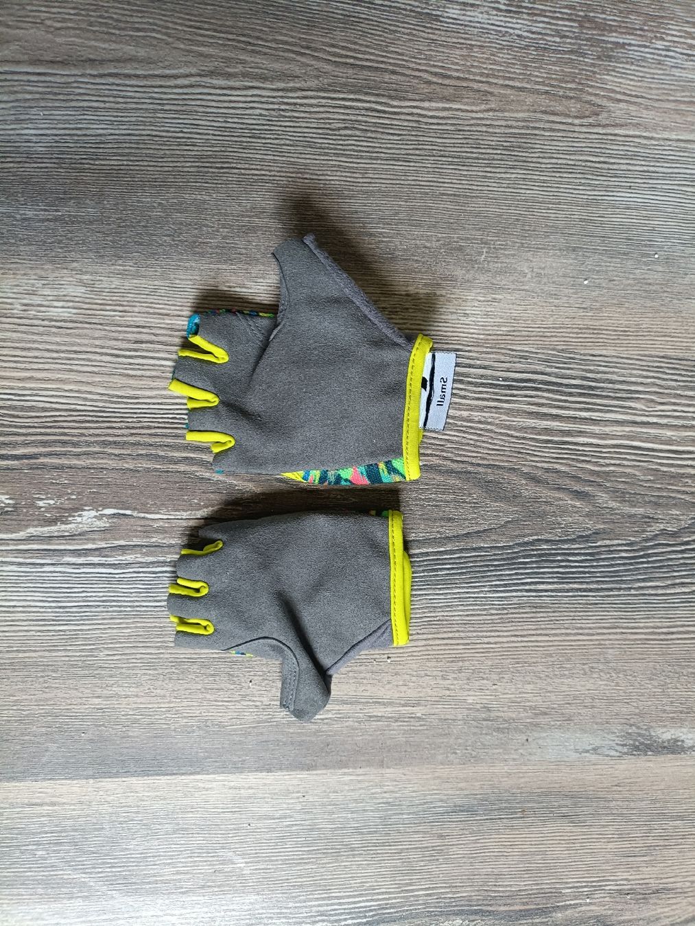 Gants: Velohandschuhe Gr. Small Kinder – Neuf (Voir description) à Tenniken par Pasci1990 1