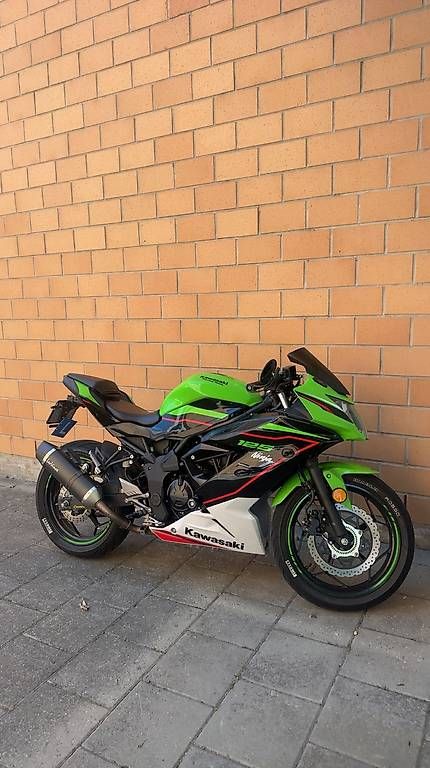 Route: Kawasaki Ninja 125 Preis VB – D'occasion à Gampel par Brantschen_S 2