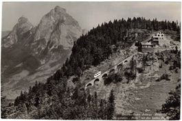 Stoos - Standseilbahn mit Mythen