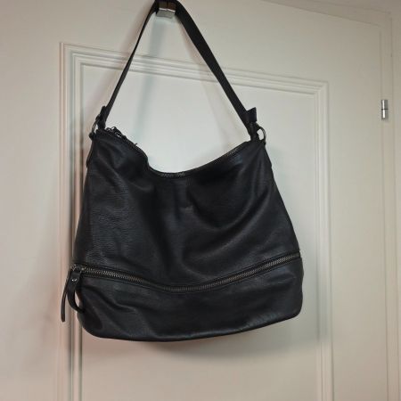 Schwarze Maddison Tasche – Top Zustand