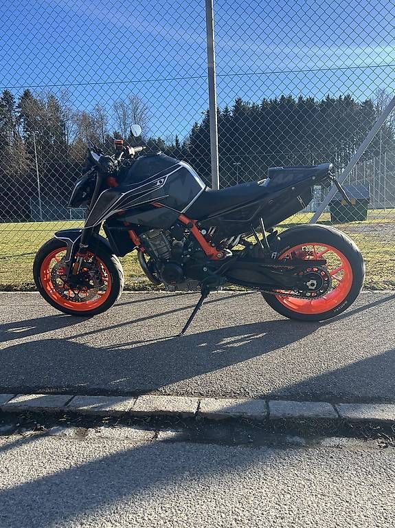 KTM Strada: KTM 890 Duke R – Usato da Oetwil am See venduto da leu_w8pb 2