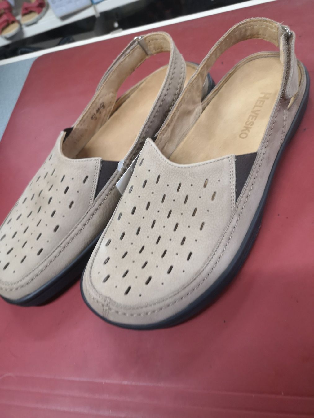 Helvesko Chaussures hommes: Helvesko – Neuf avec emballage d'origine à Möhlin par Highwaytom