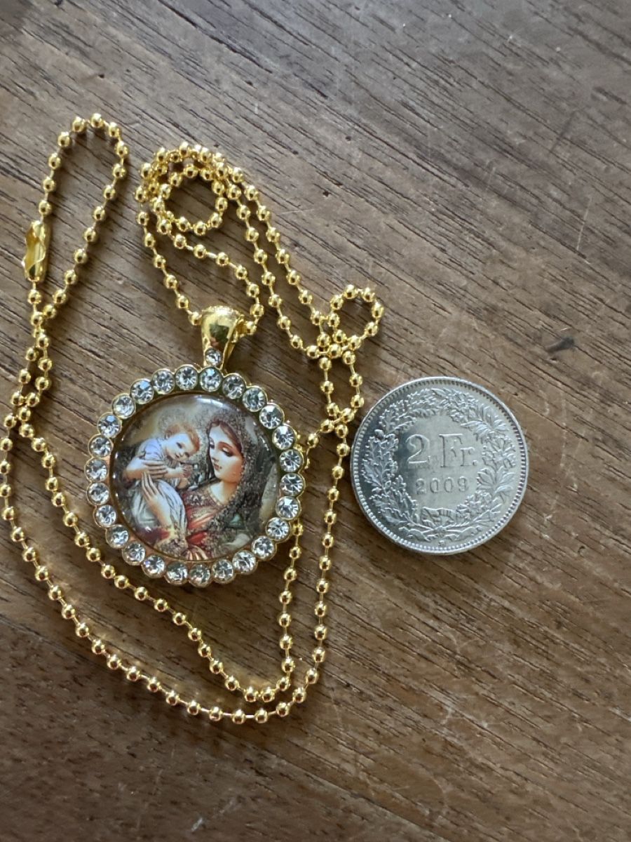 Ciondoli: Kette mit Madonna und Kind – Nuovo (secondo la descrizione) da Trüllikon venduto da angela4444 3