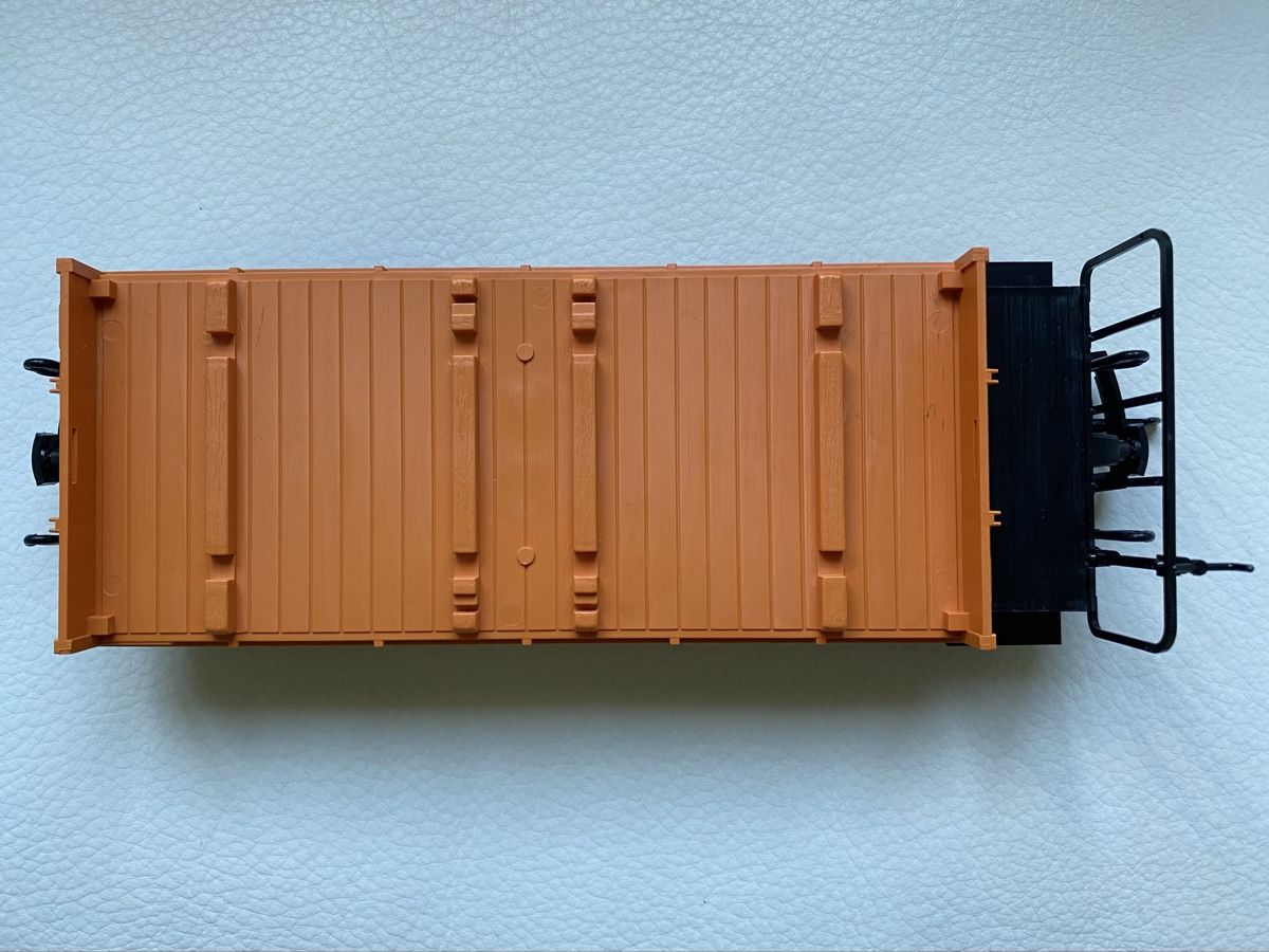 LGB Modellini di ferrovie: LGB Flachwagen mit Bremserbühne. – Usato da Wohlen AG venduto da Botaurus 1