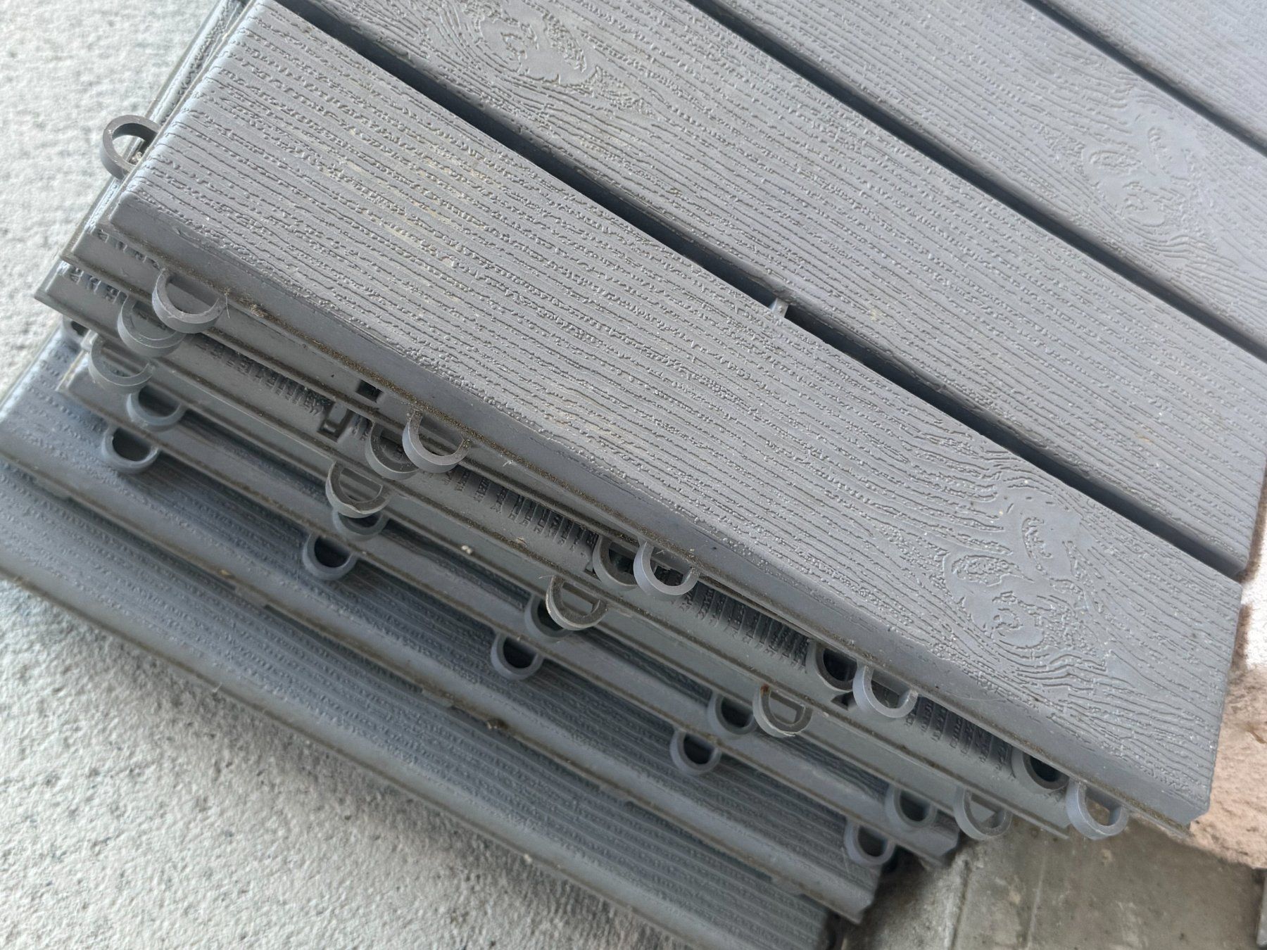 Revêtements de sol: Bodenplatten "Maxxmee" grau - Klick-System – D'occasion à MUELLHEIM DORF par milemilena