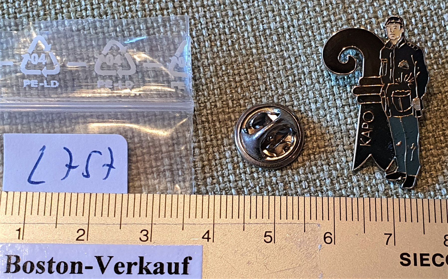 Placchette & Badge: L757 - Pin KAPO Kantons Polizei Basel – Usato da Reinach BL venduto da Boston-Verkauf 1