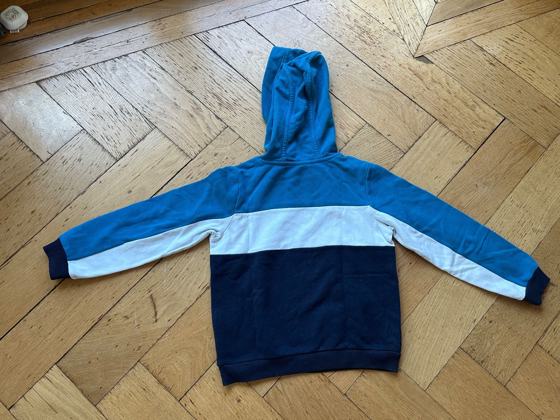 S.Oliver Pullover & Sweatshirts: Kinder Kapuzenpullover/Hoodie, S.Oliver, Gr. 128/134 – Gebraucht aus Zuerich von Tozde 2
