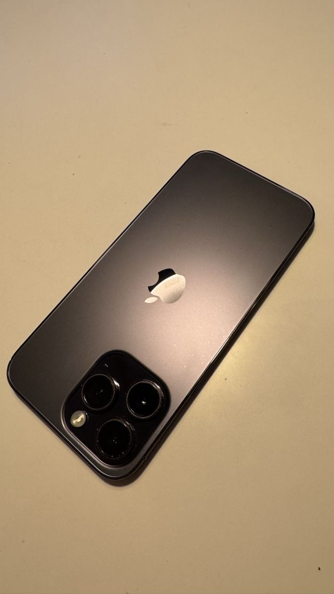 Apple Portables: iPhone 14 Pro Max 1TB + Ultraglass + Cover – D'occasion à Zürich par MJA4657 4