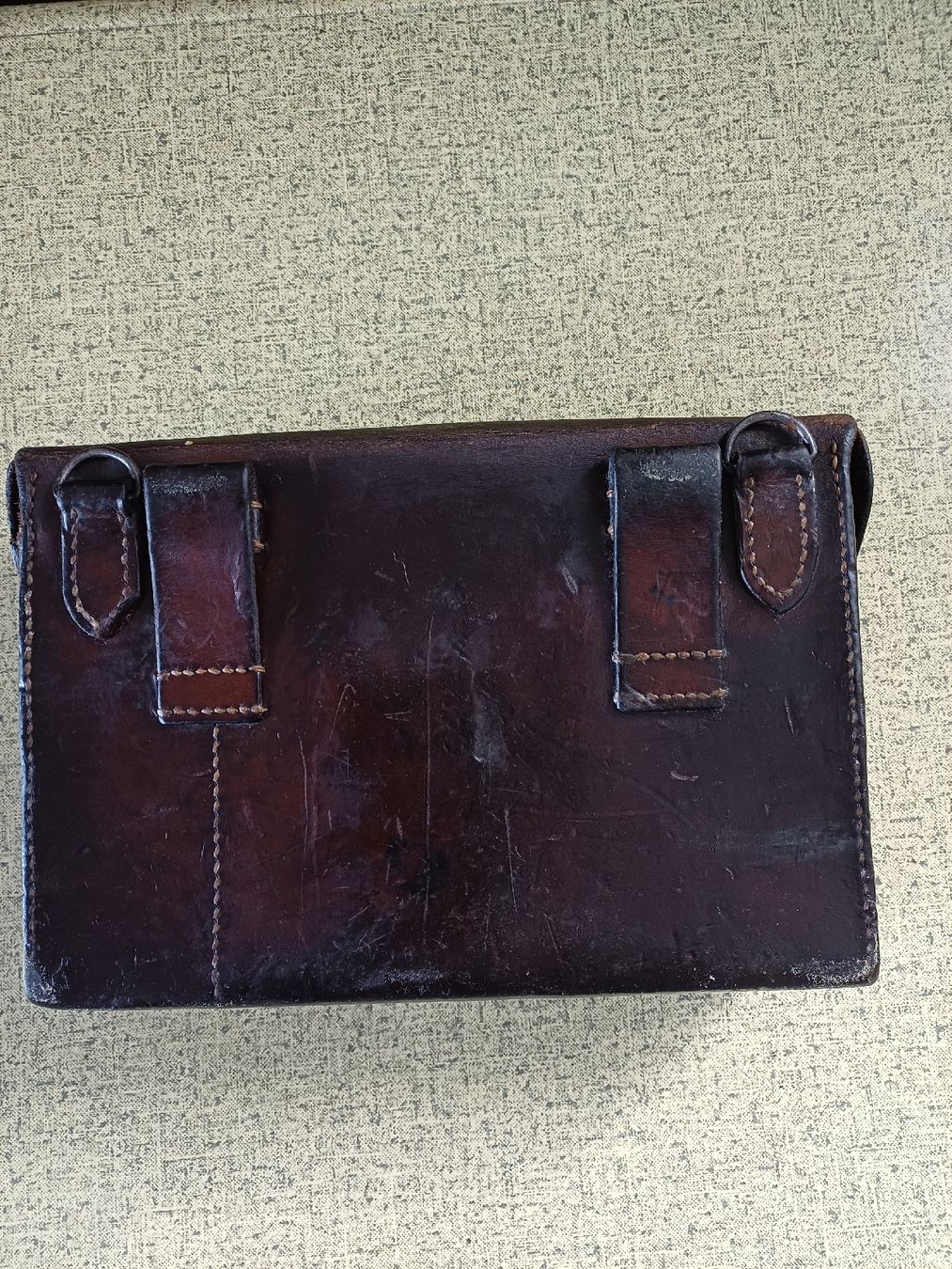 Schweizer Armee Taschen: Vintage Ledertasche, Sanitätstasche, Schweizer Armee – Gebraucht aus Ebersecken von Napf08 1