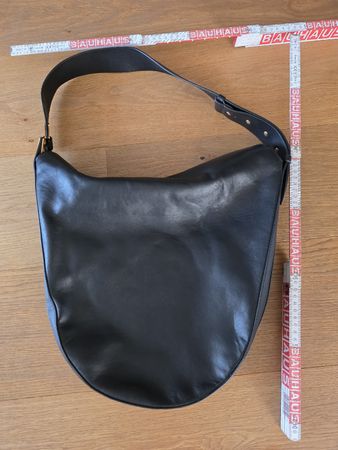 coccinelle Schwarze Leder Handtasche, ungetragen