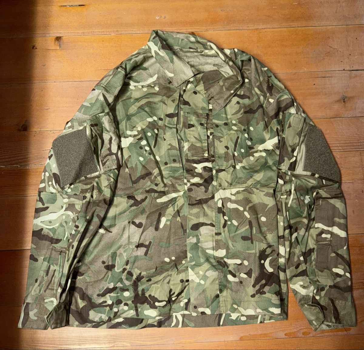 Uniformes: Warm weather combat jacket MTP – D'occasion à Kirchberg BE par tim_gct2
