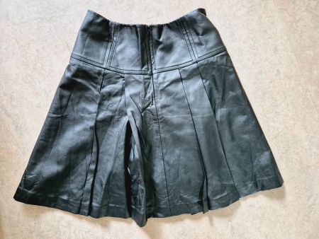 ROCK MICHAEL KORS 36 S LEDER OPTIK, TOP ZU zimmermann bluse