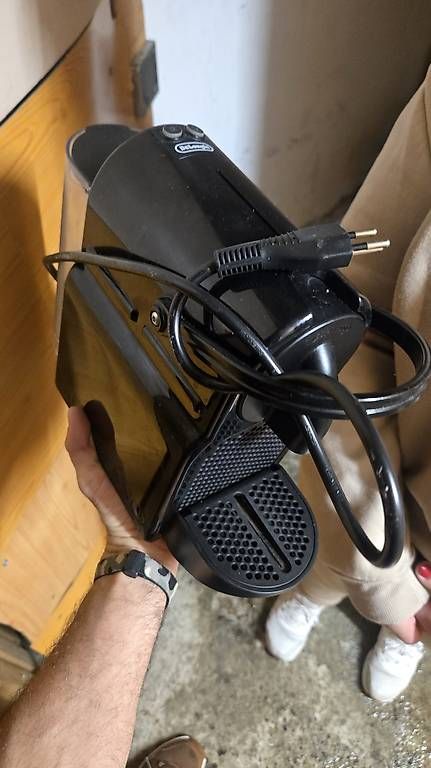 Macchine per caffè & Macchine per espresso: Machine à café à capsules Nespresso – Usato da Vernier venduto da man_q5d6 1