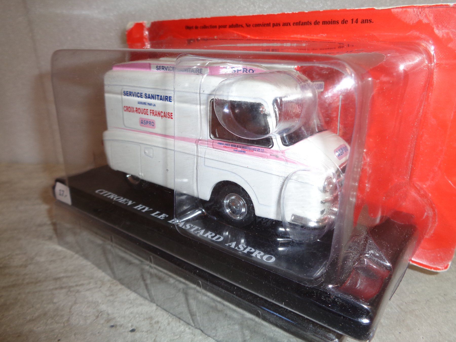 Citroën Modellini d'auto: Hachette 1:43 Citroën HY Service Sanitaire – Nuovo (secondo la descrizione) da Reconvilier venduto da rallycar