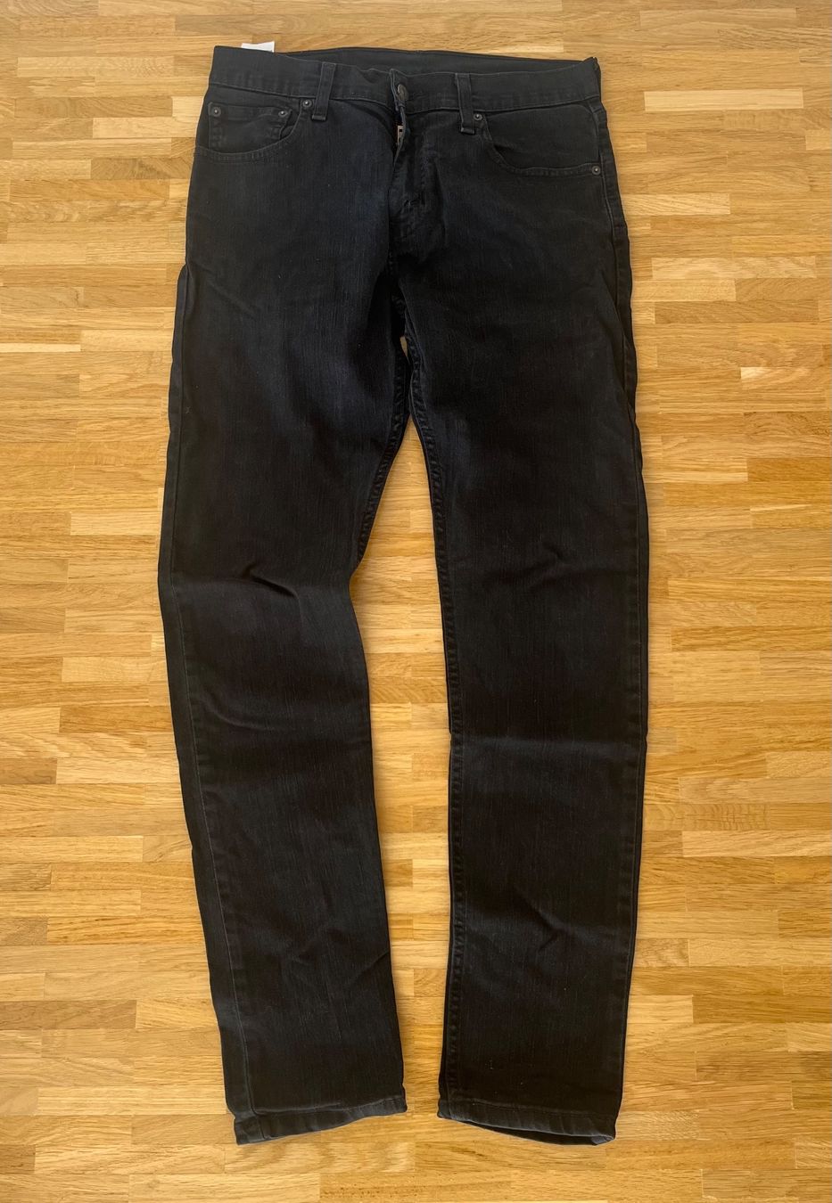 Levi's Jeans: Levi's 512 Jeans / Grösse W30/L32 / black – Usato da Zollikofen venduto da Michel_A