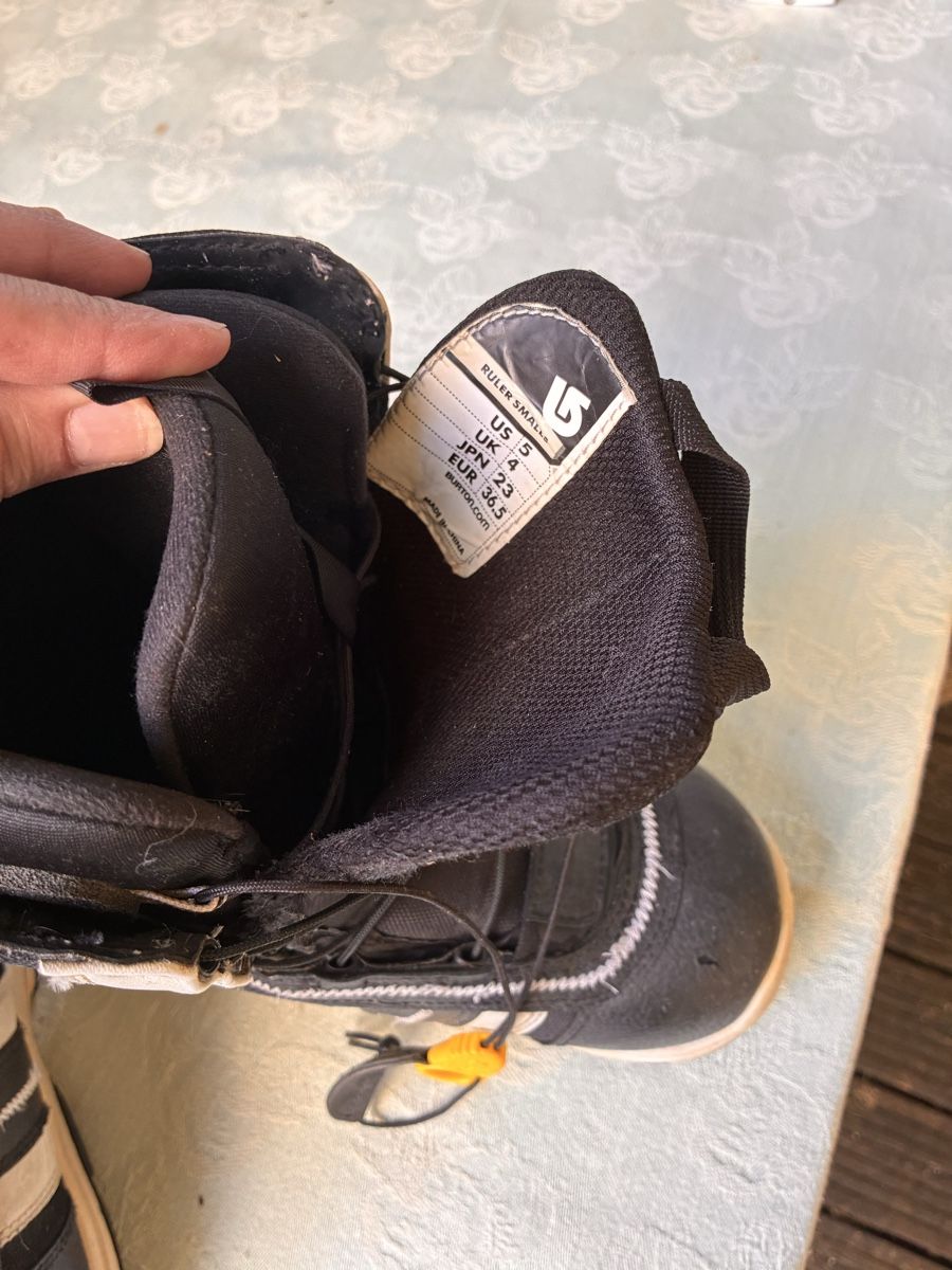 Burton Boards: Boots snowboard  – Gebraucht aus Neuchâtel von rqml 2