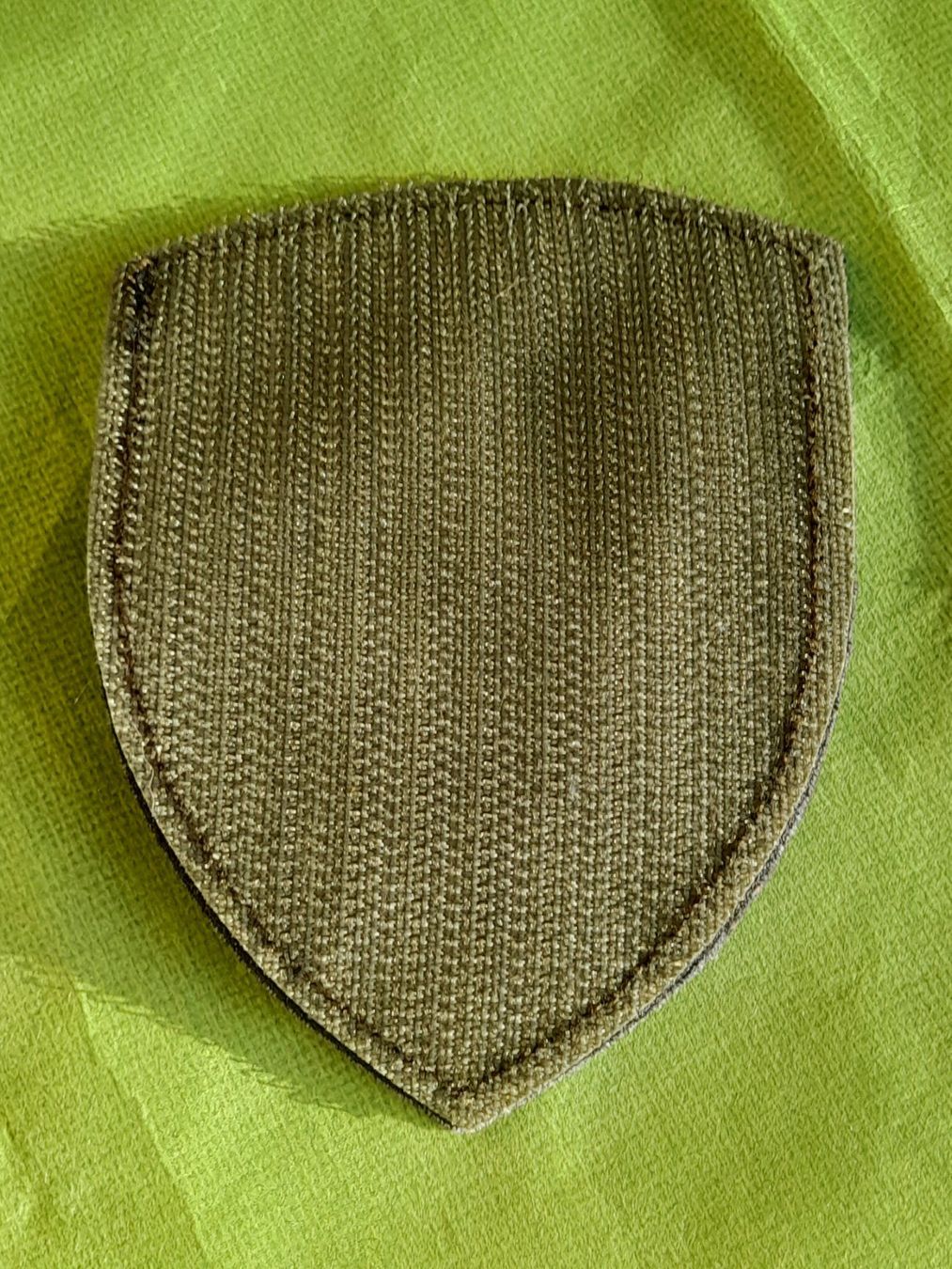 Armée suisse Plaquettes & Badges: Badge Verbandsabzeichen des Hauptquartierbataillons 13 – D'occasion à Aeschi b.Spiez par 52_wochen 2