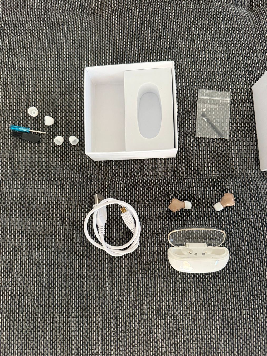 Attrezzature mediche: Hörgerät sein selber einstellen – Nuovo (secondo la descrizione) da Lyss venduto da tsawo
