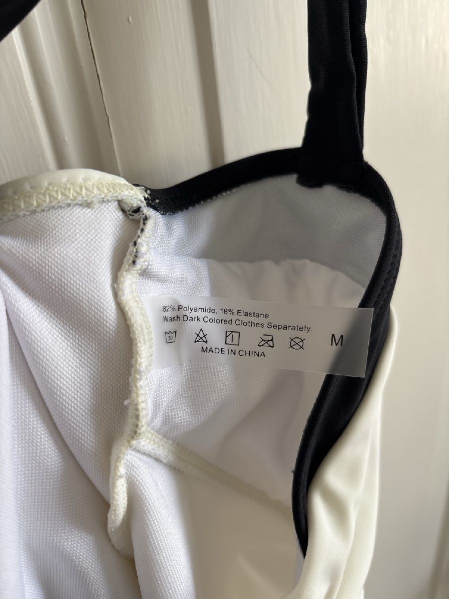 Shein Badekleider & Bikinis: Shein Elegant White Swimsuit - Size M – Neu (gemäss Beschreibung) aus Zollikon von ely.p 3