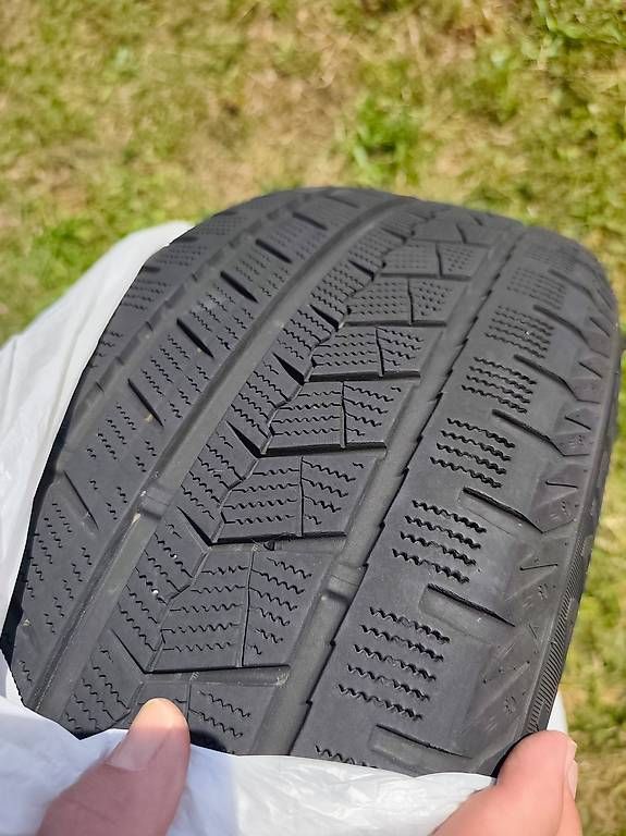 Mercedes-Benz Pneus & Kompletträder: Alufelgen 17" mit Winterreifen – Gebraucht aus Wimmis von P4tEkP87 2