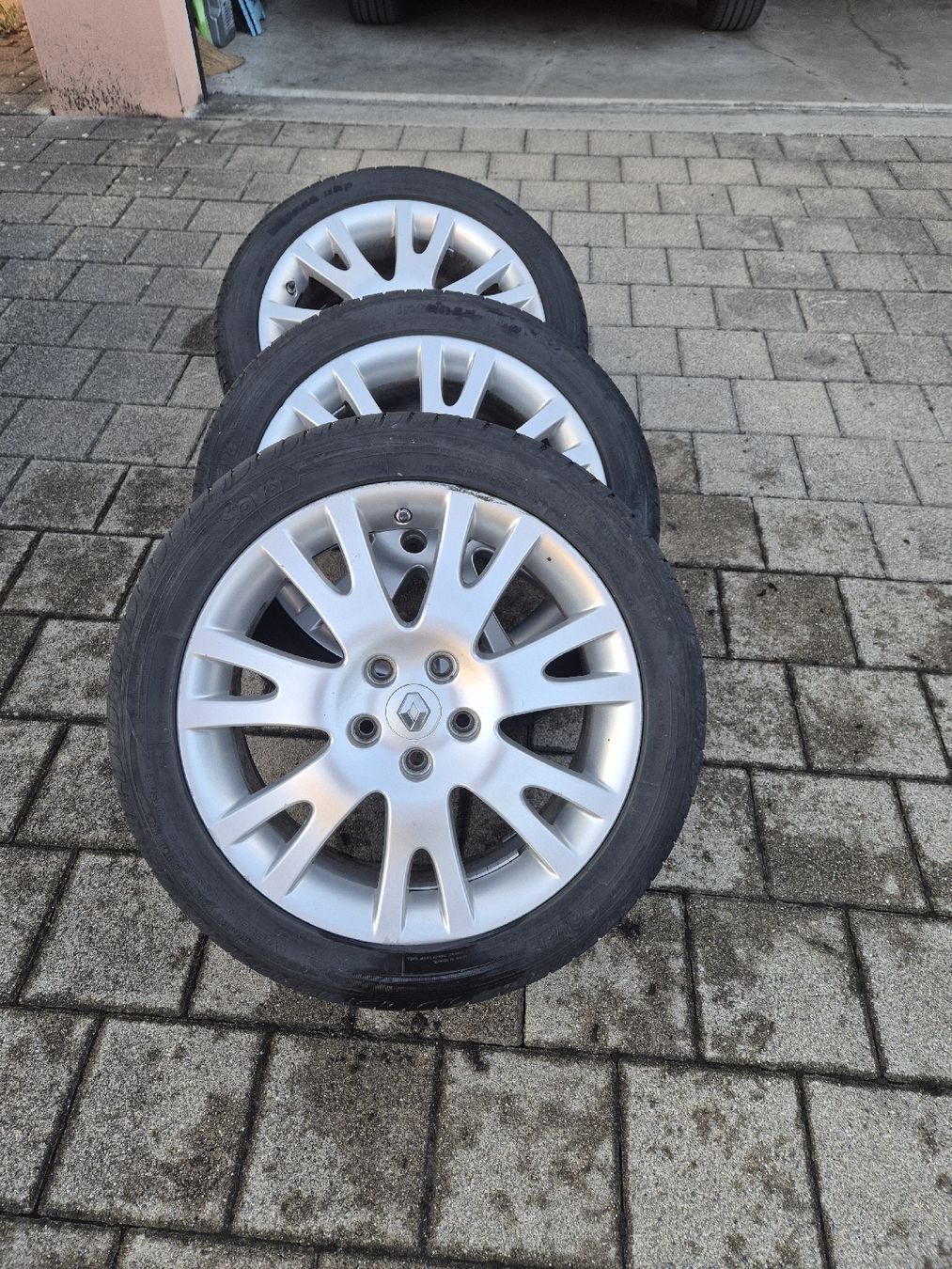 Renault Felgen: Alufelgen  – Gebraucht aus Hörhausen von Nuage81