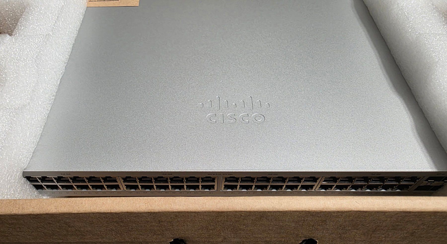 Cisco Hubs & Switches: Cisco Meraki MS120-48LP-HW – Neu und originalverpackt aus Genève von I4M 2