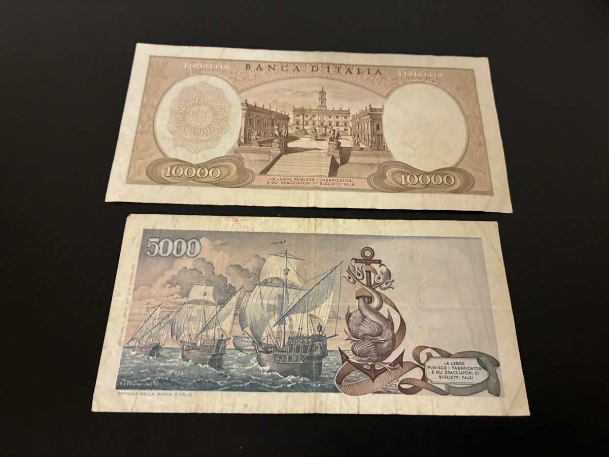 Banknoten: 2 verschiedene Banknoten  – Gebraucht aus Dällikon von Woldbanknoten 2