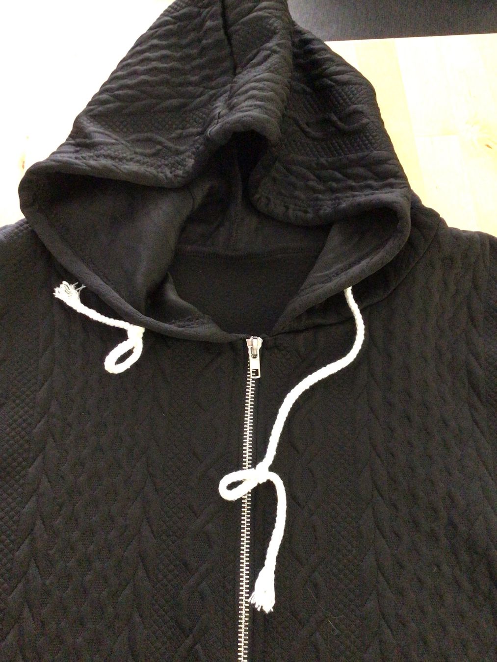 Vestes: Kapuzenjacke Schwarz Grösse 2XL – D'occasion à Einsiedeln par Tru7 1