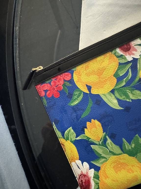 Borse da donna: MCM Clutch – Usato da Winterthur venduto da mautenin 1
