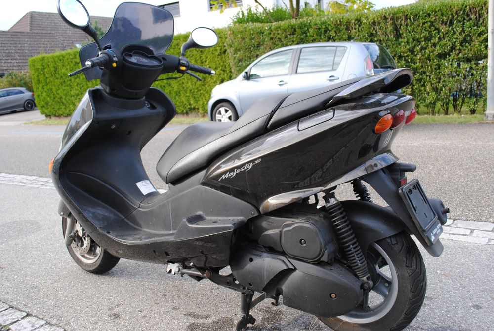 Skyliner 125 Yp125e New Genuine Yamaha YP125 MAJESTY SKYLINER 125 - Main Image