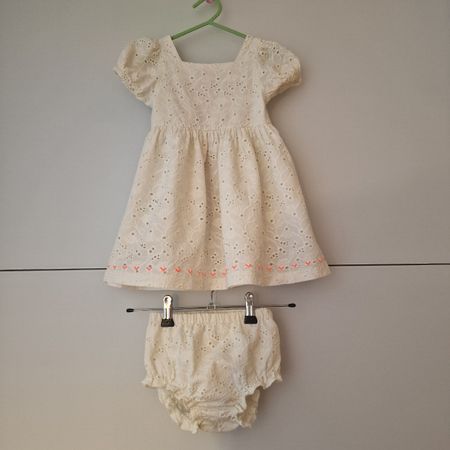 ZY Baby Broderie Anglaise Kleid mit Höschen Gr. 92