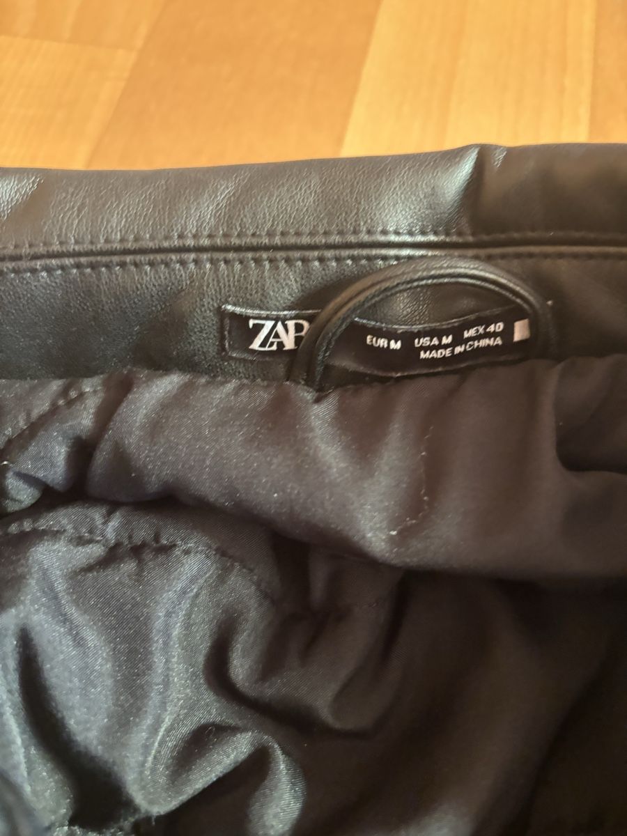 Jacken: Faux Leather Jacket Zara M – Gebraucht aus Chexbres von doe_xns6 2