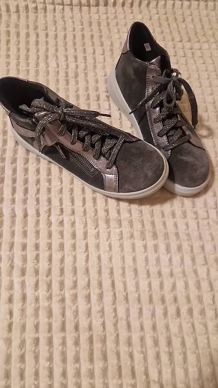 Schuhe für Mädchen: Mädchenschuhe Grösse 35 – Neu und originalverpackt aus Bülach von des_zxy6