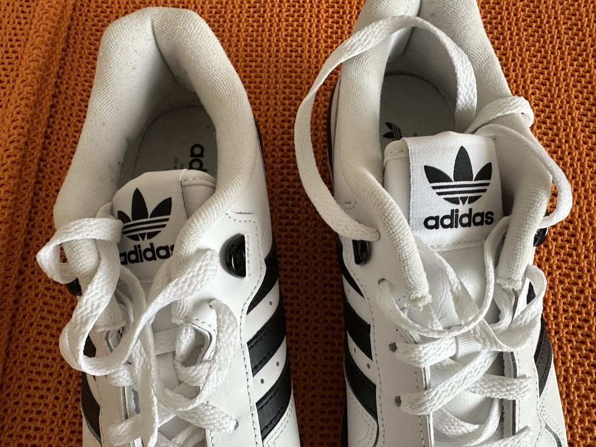 Adidas Chaussures hommes: Adidas Schuhe – Neuf (Voir description) à Gundetswil par petriheilremimartin 8