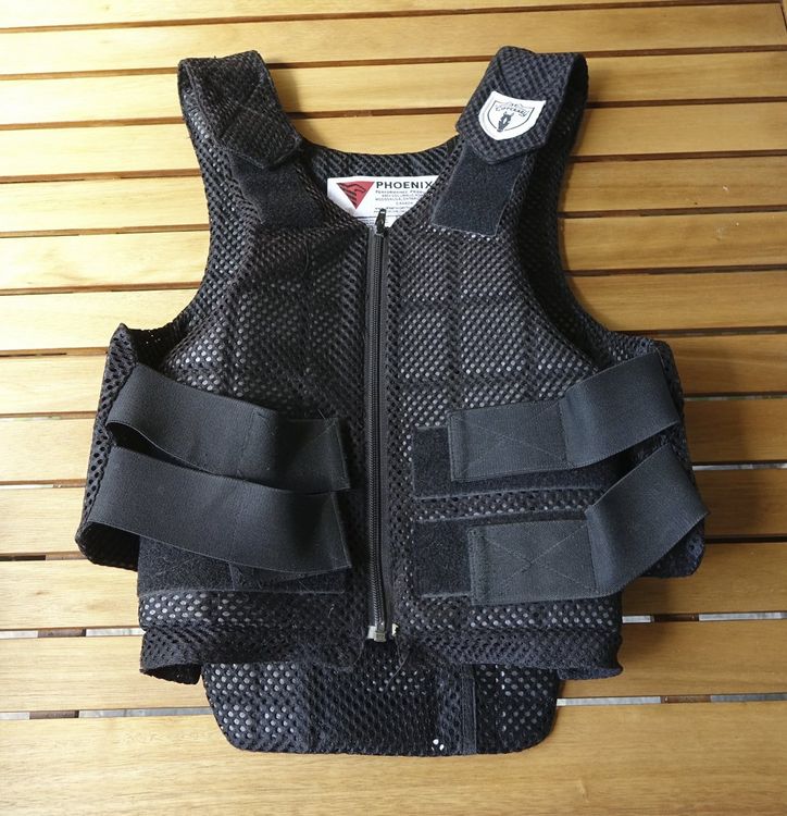 Tipperary Protections: Tipperary Reitweste Grösse YM (Reitpanzer, Sturzweste) – D'occasion à Illnau par Dmiant