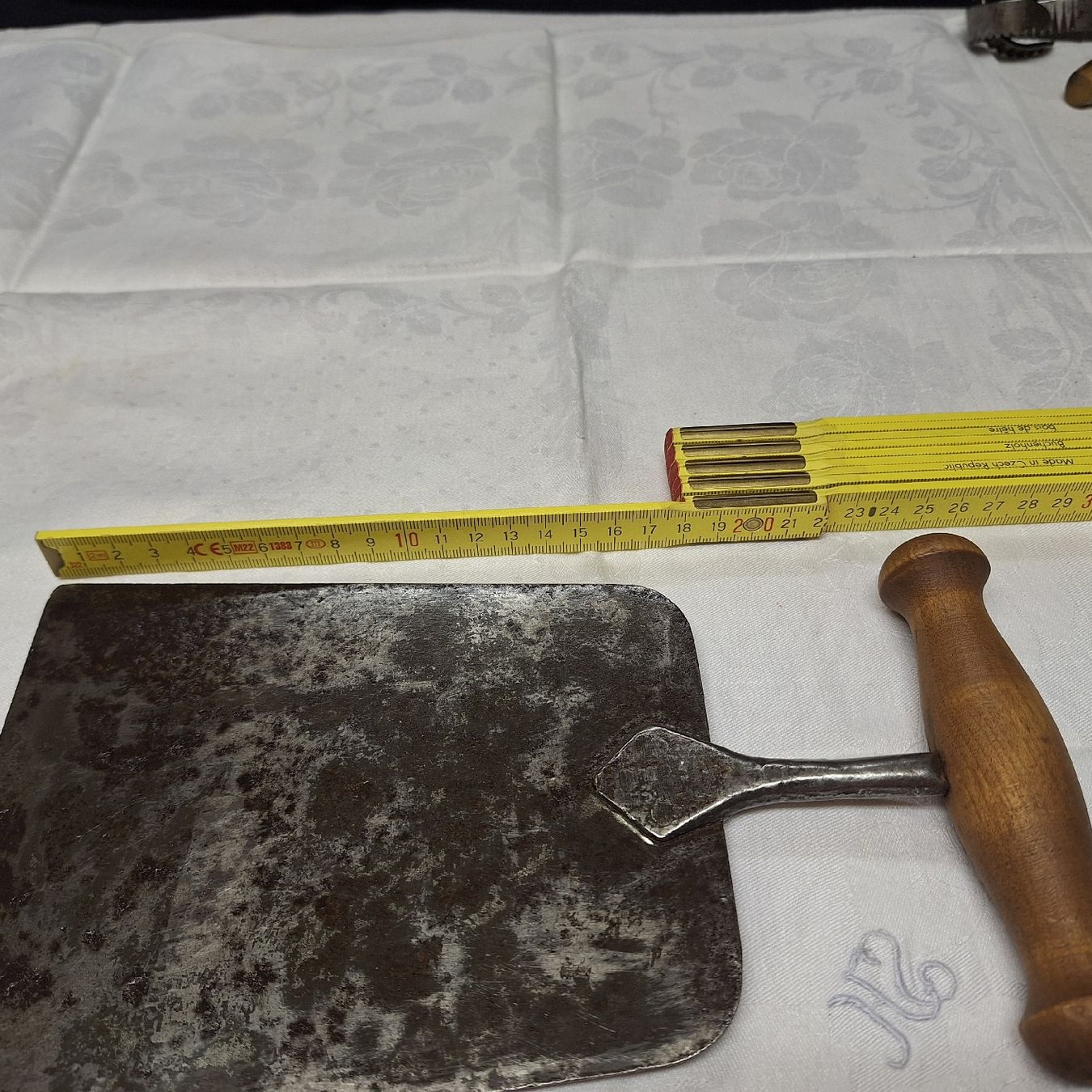 Besteck: Versand möglich! Rustikales, antikes Käsemesser, – Gebraucht aus Winterthur von Goldpipau 7