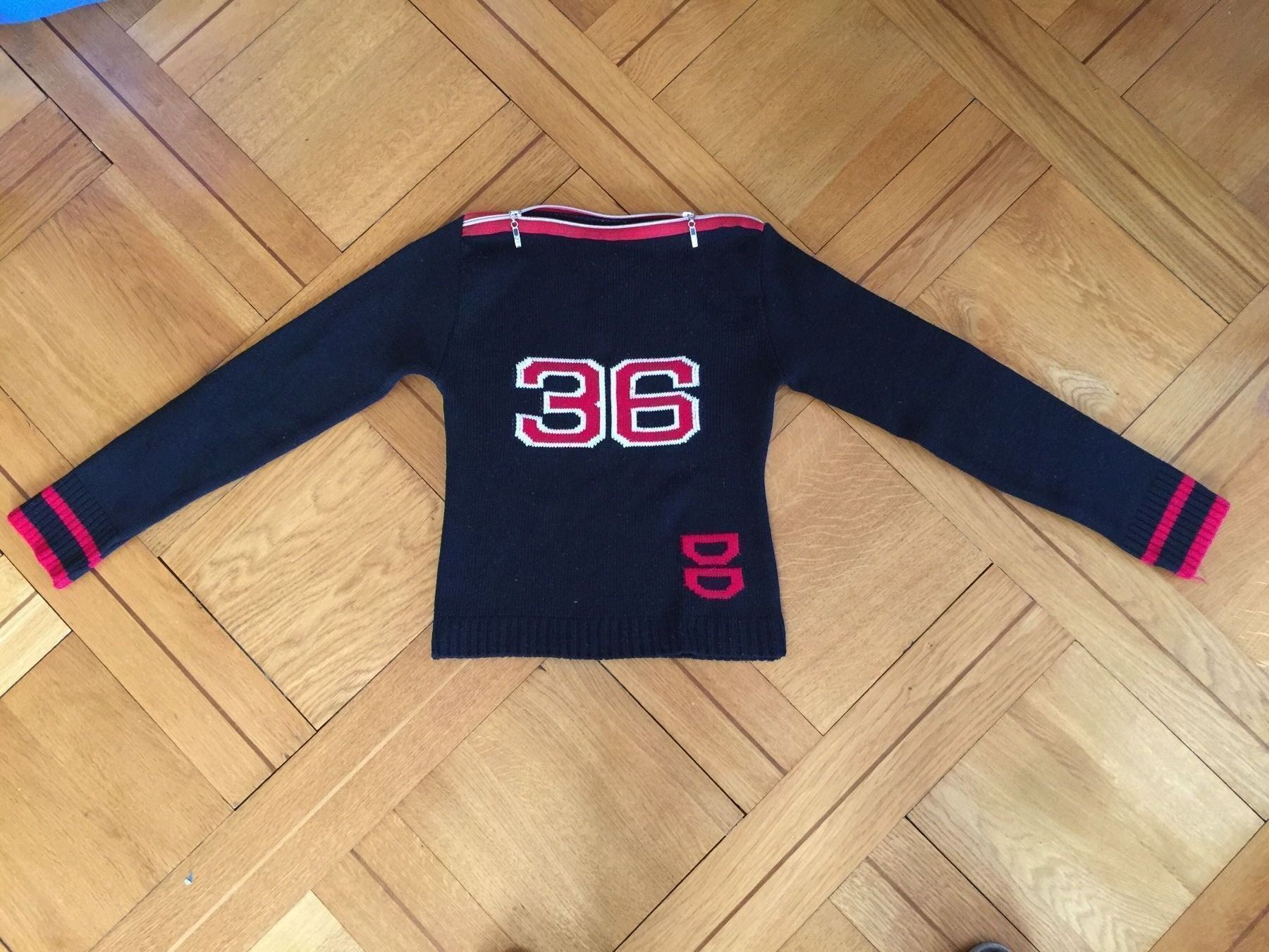 Pulls et sweat-shirts: Pullover Gr. 140/146 – D'occasion à Genève par Livsonman